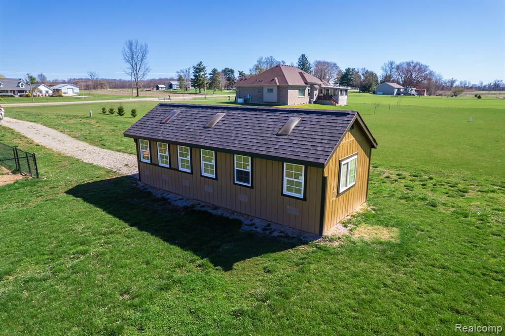 8520 ALMONT Road, Almont, MI 48003 — Photo 45