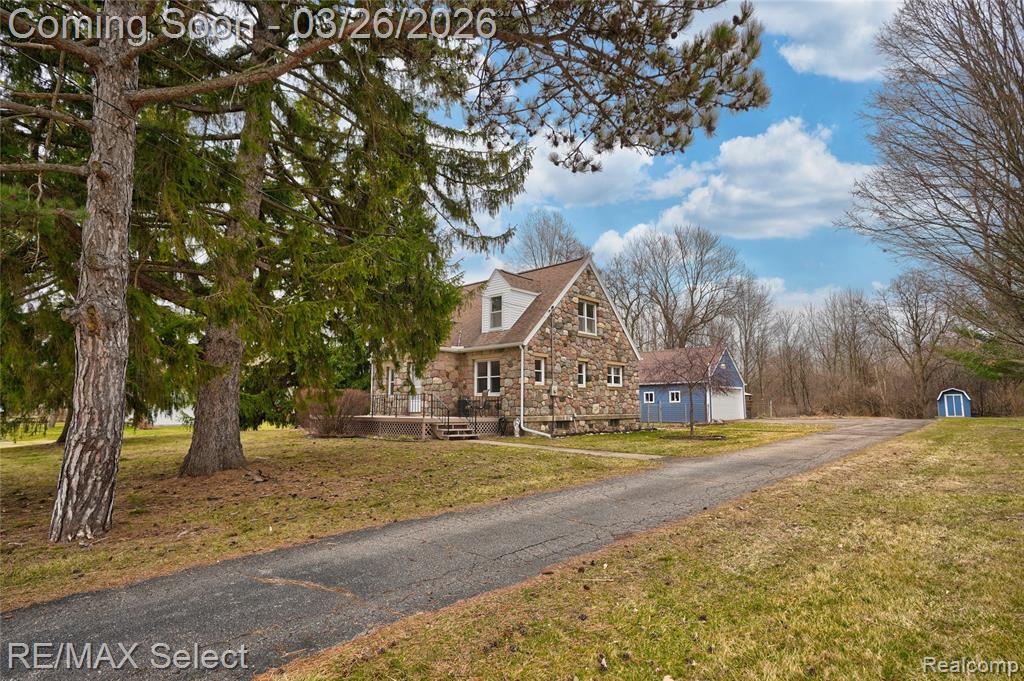 3360 N Elms Road, Flushing, MI 48433 — Photo 6