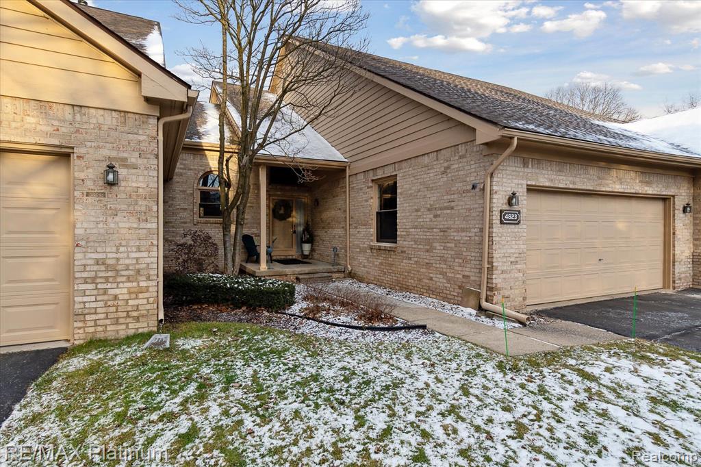 4823 FAIRWAYS Drive, Brighton, MI 48116 — Photo 52