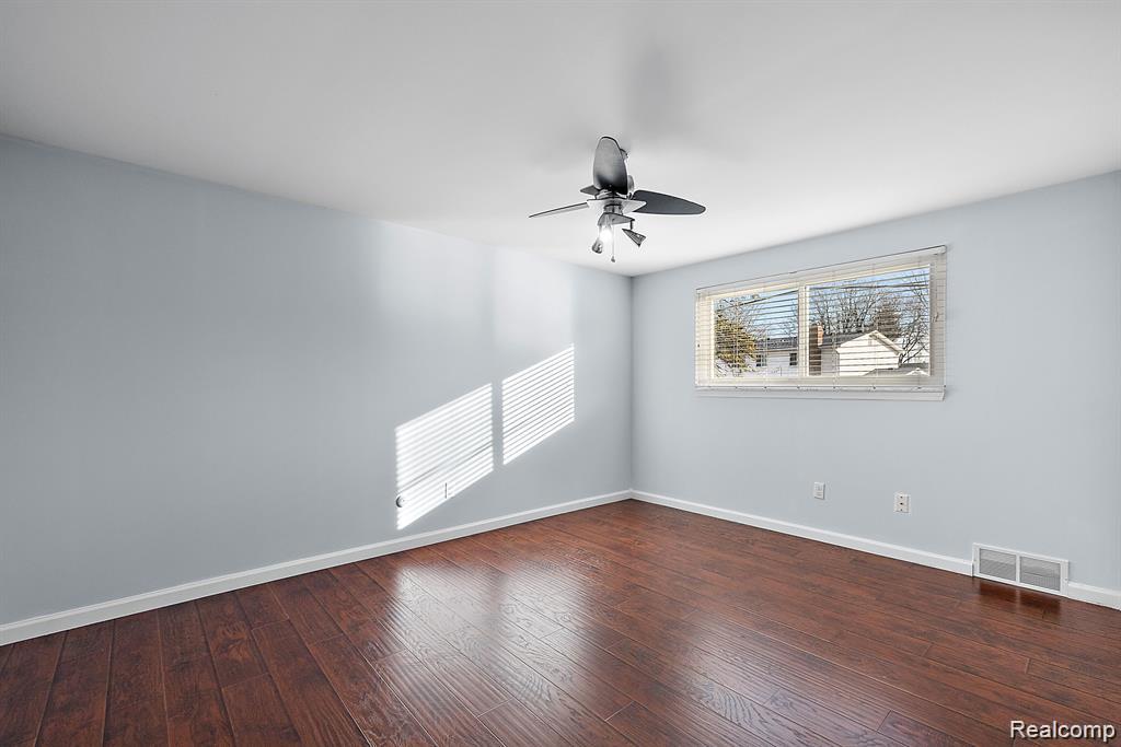4058 Colonial Boulevard, Troy, MI 48085 — Photo 19