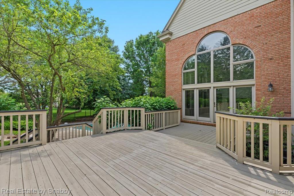 4096 Oak Tree Circle, Rochester, MI 48306 — Photo 13