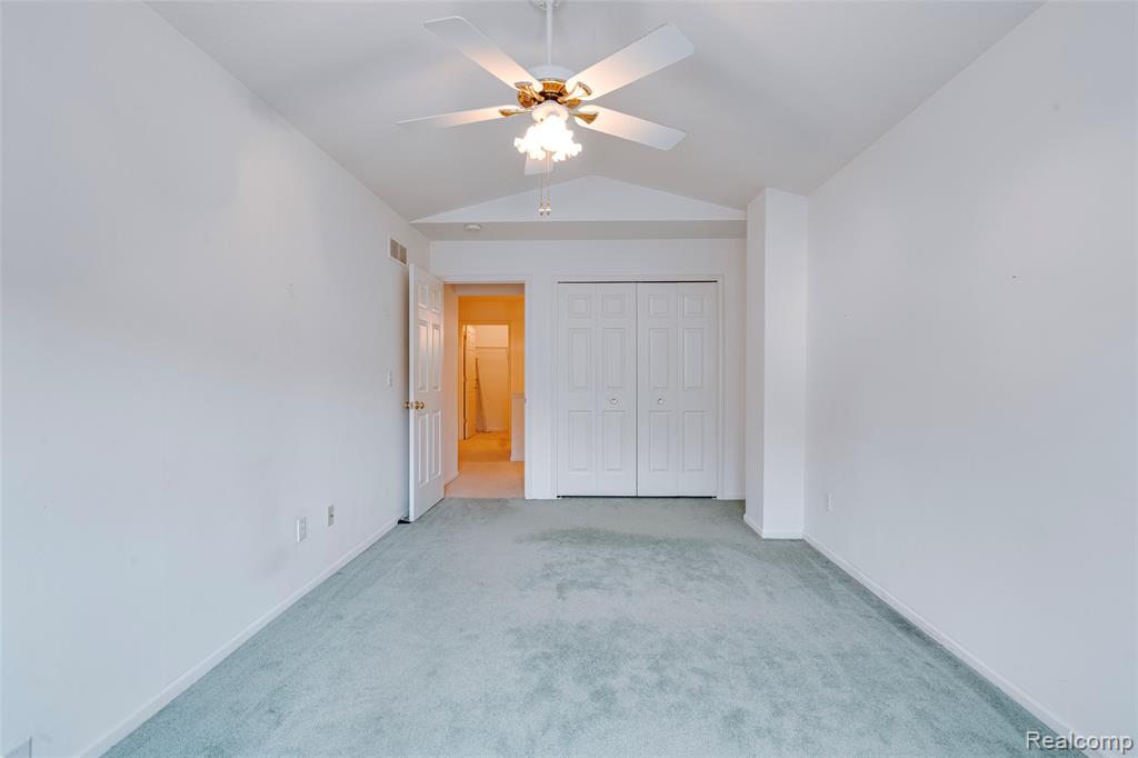 37306 Amhurst Drive, Westland, MI — Photo 30