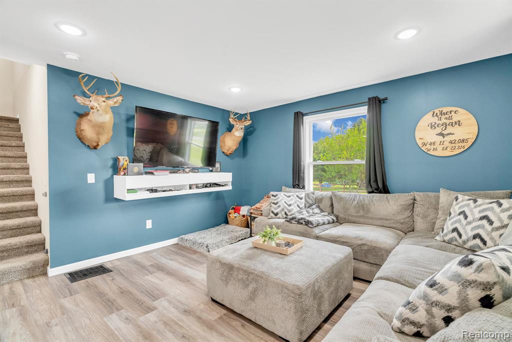 5668 Mill Street, Peck, MI 48466 — Photo 7