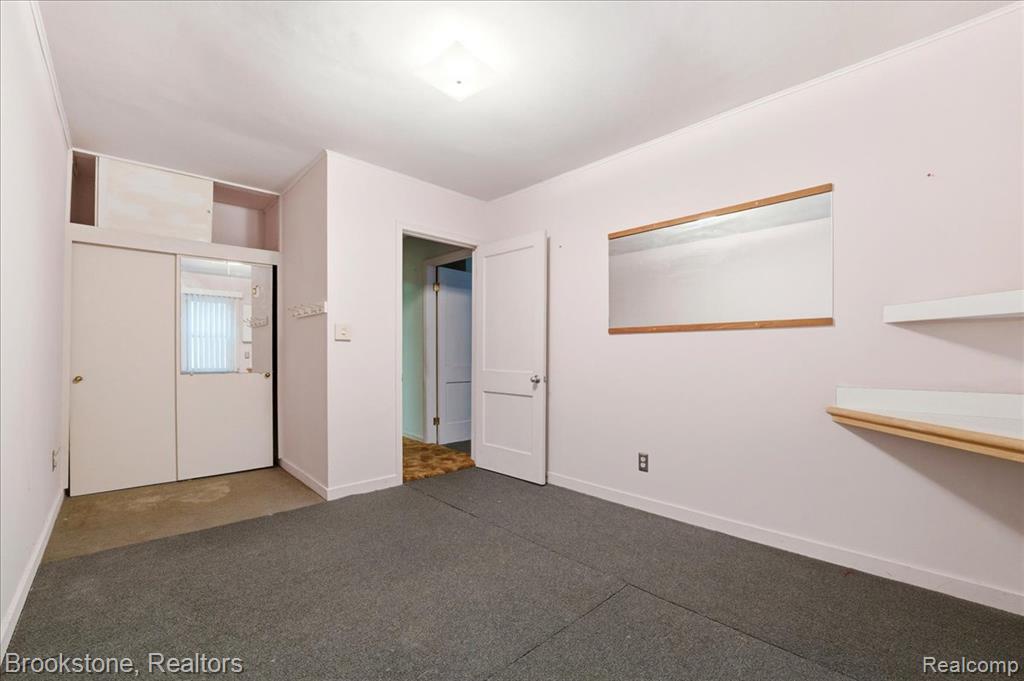 41491 Dequindre Road, Troy, MI 48085 — Photo 15