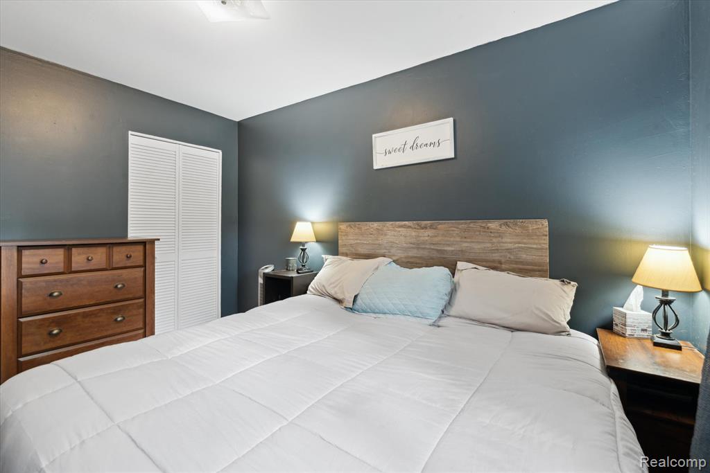 6057 Sylvia Street, Taylor, MI 48180 — Photo 18
