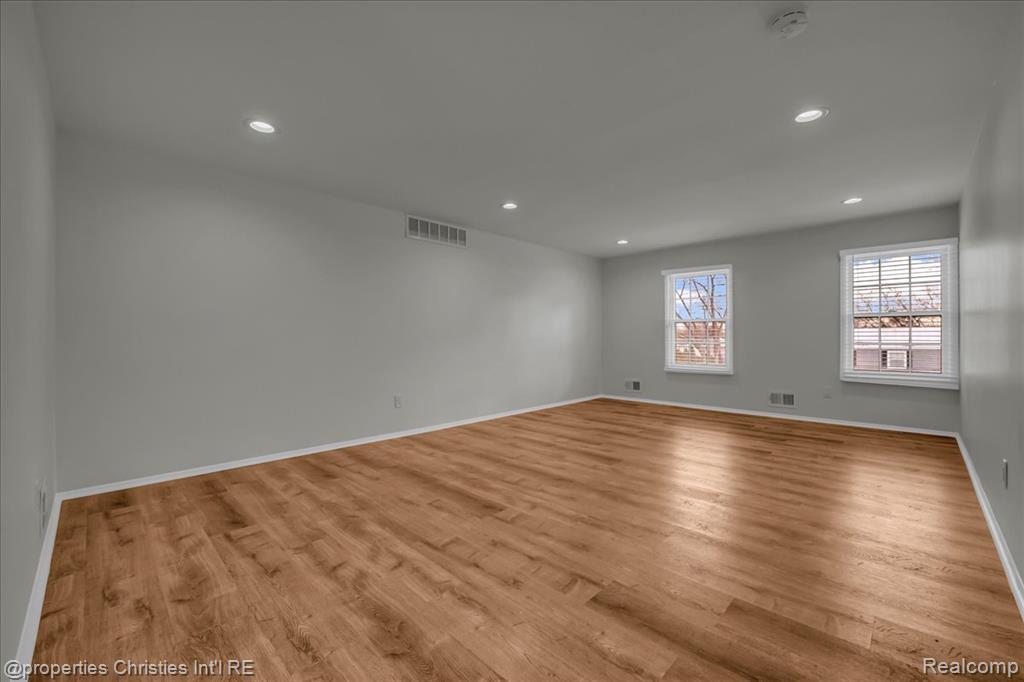 4970 Hardwoods Drive, West Bloomfield, MI 48323 — Photo 30