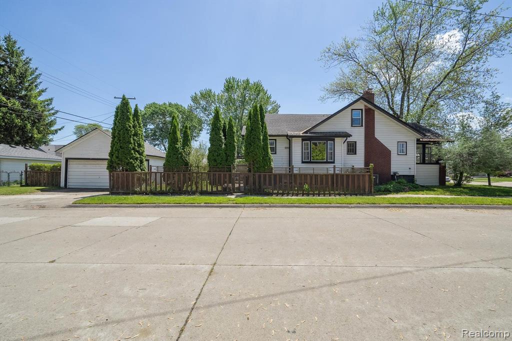 601 S Kenwood Avenue, Royal Oak, MI 48067 — Photo 31