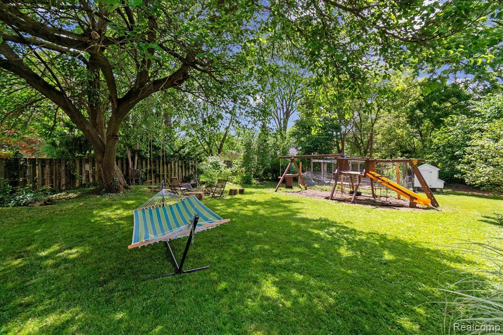 1465 FULMER Street, Ann Arbor, MI 48103 — Photo 48