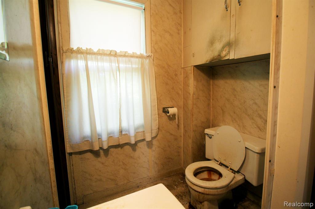 6123 E ATHERTON Road, Burton, MI 48519 — Photo 16