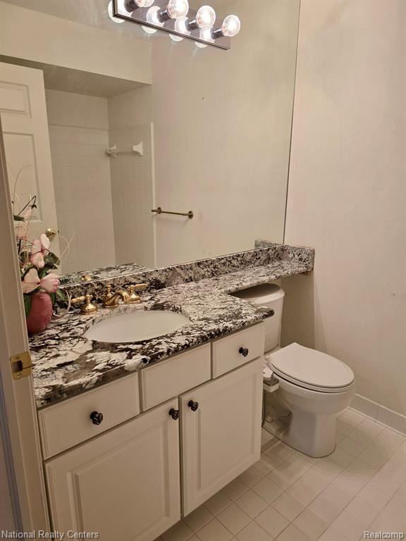 50314 PARADISE Court, Macomb, MI 48044 — Photo 11