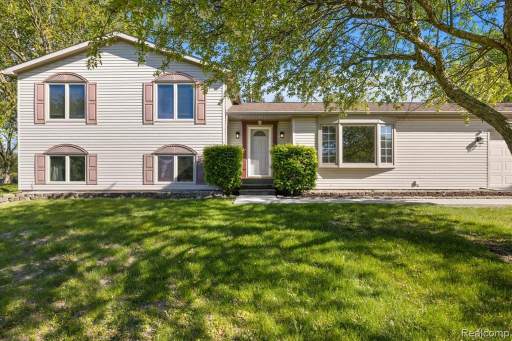 1081 Eagle Nest Drive, Rochester, MI 48306 — Photo 3