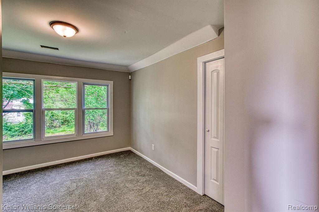 5519 EASTLAWN Street, Detroit, MI 48213 — Photo 43