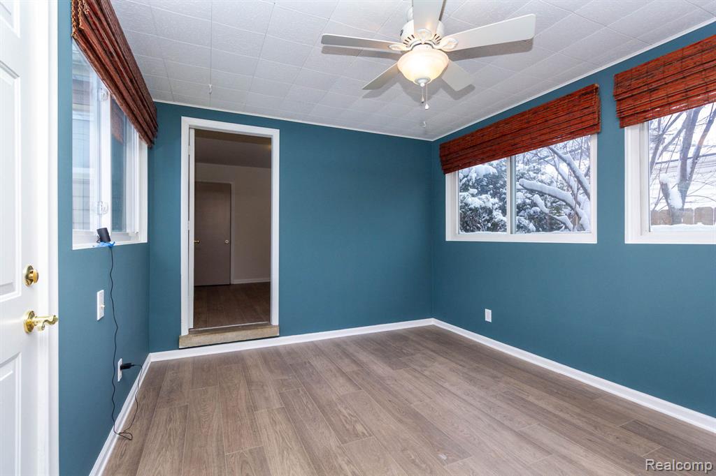 542 S Manitou Avenue, Clawson, MI — Photo 20