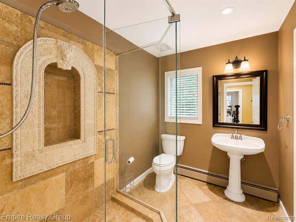 5005 Wing Lake Road, Bloomfield Hills, MI 48302 — Photo 19
