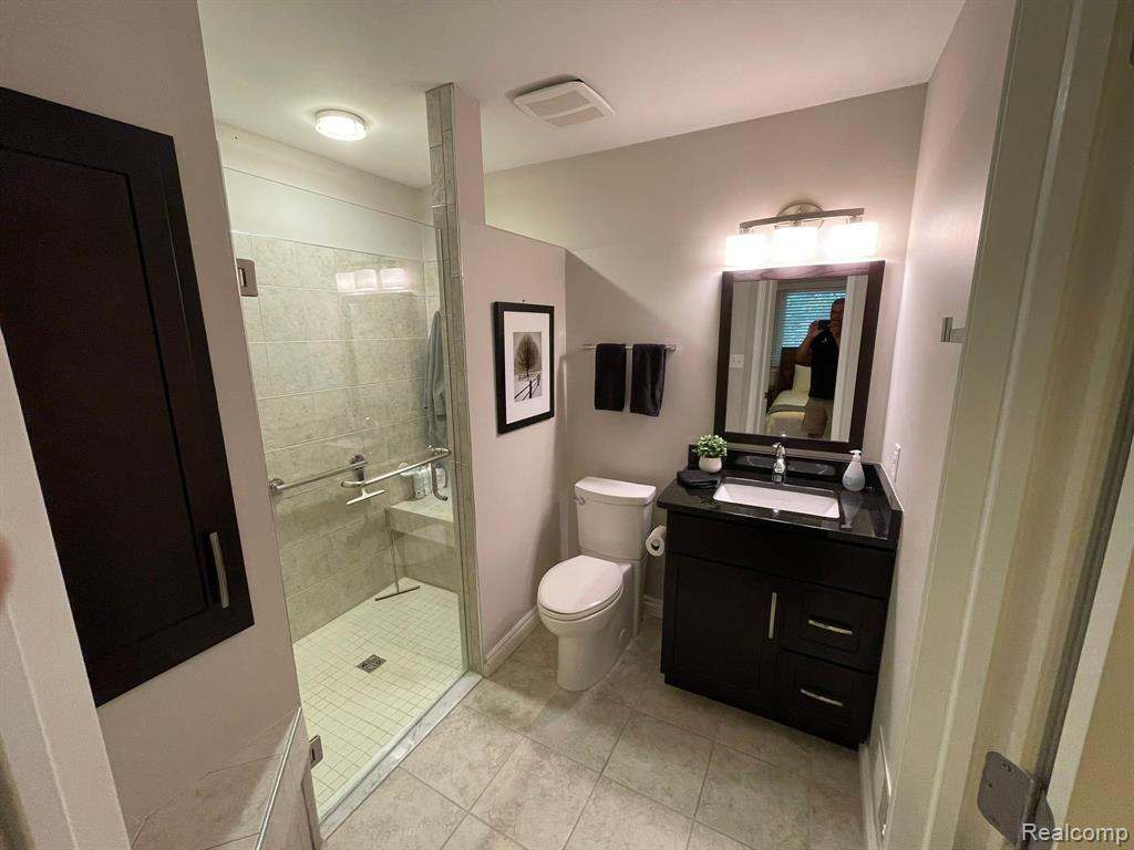 6832 MONTFORT Drive, Canton, MI 48187 — Photo 27