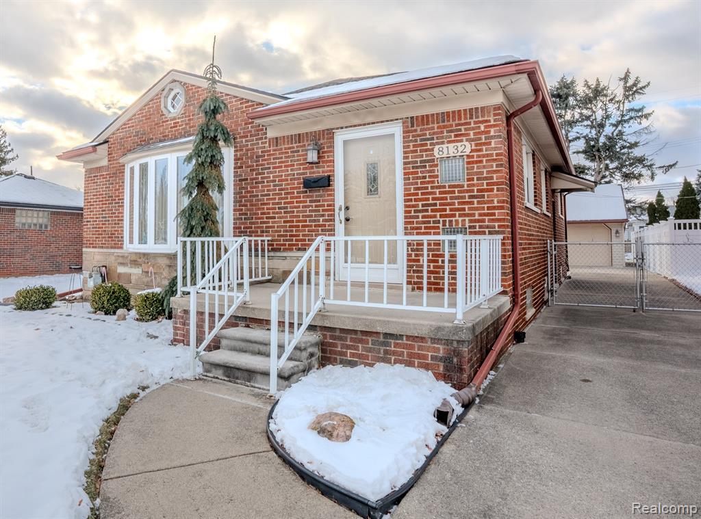 8132 Balfour Avenue, Allen Park, MI 48101 — front exterior