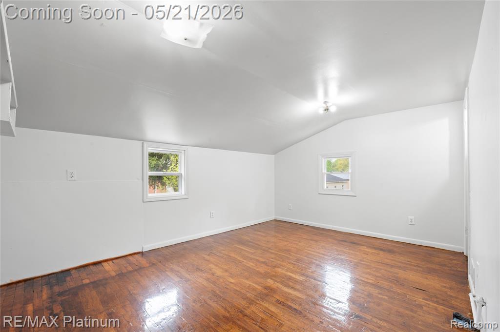 6116 Lapeer Road, Burton, MI 48509 — Photo 15
