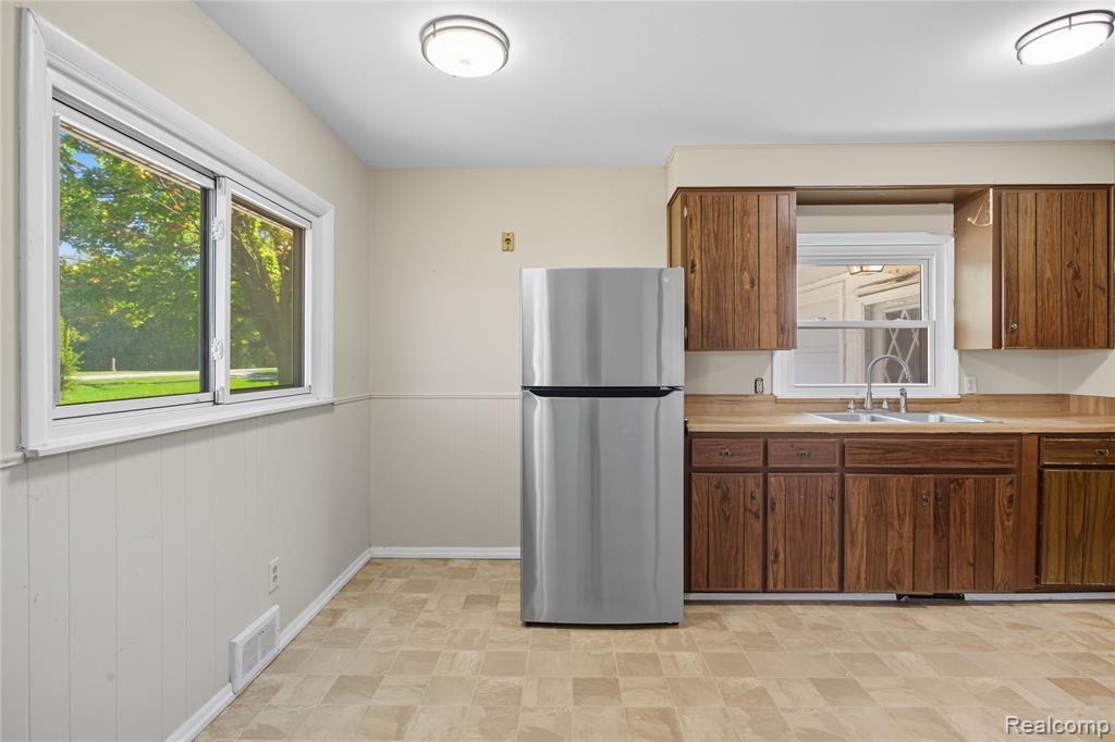 8620 Milan Oakville Road, Milan, MI 48160 — Photo 12