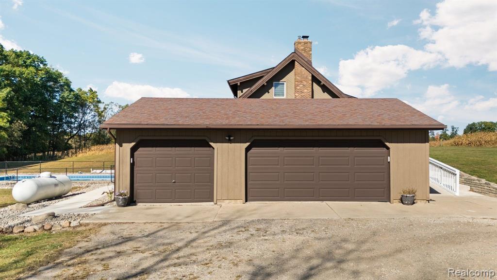 1131 N SEARLS Road, Webberville, MI 48892 — Photo 54