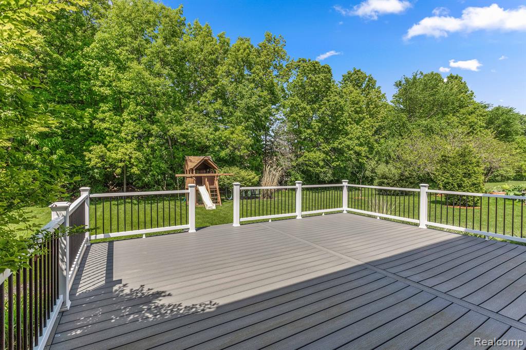48464 GREENWICH Lane, Canton, MI 48188 — Photo 33
