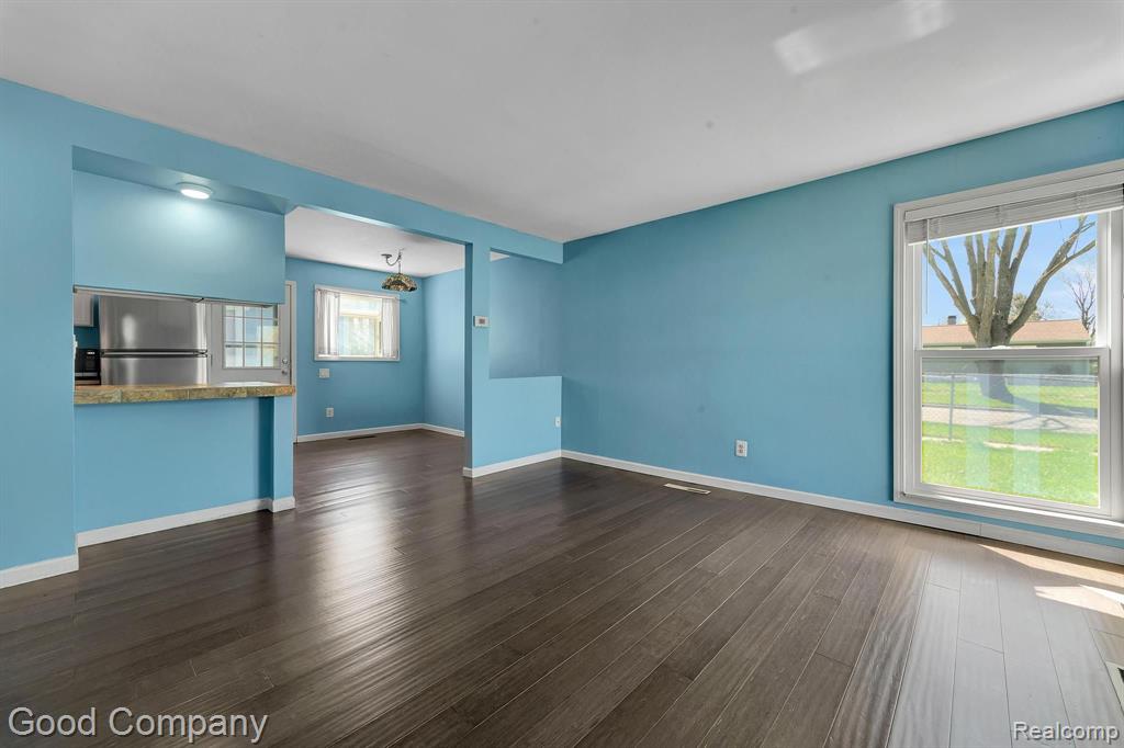1510 MOLLIE Street, Ypsilanti, MI 48198 — Photo 3
