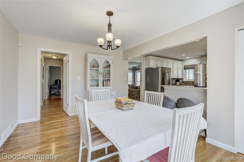 4248 Rosewold Avenue, Royal Oak, MI 48073 — Photo 7