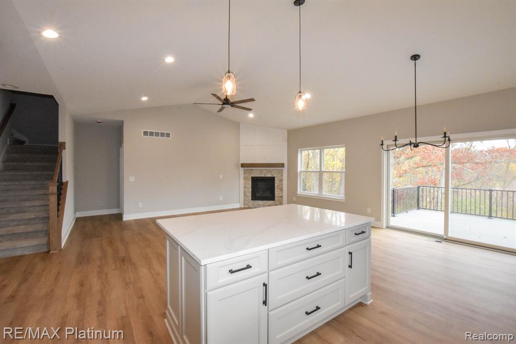 4580 STILLMEADOW Drive, Howell, MI 48843 — Photo 10