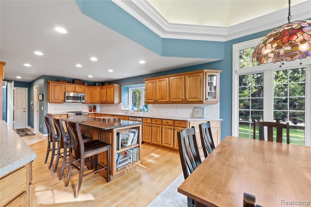 225 Redwood Lane, Leonard, MI 48367 — Photo 11
