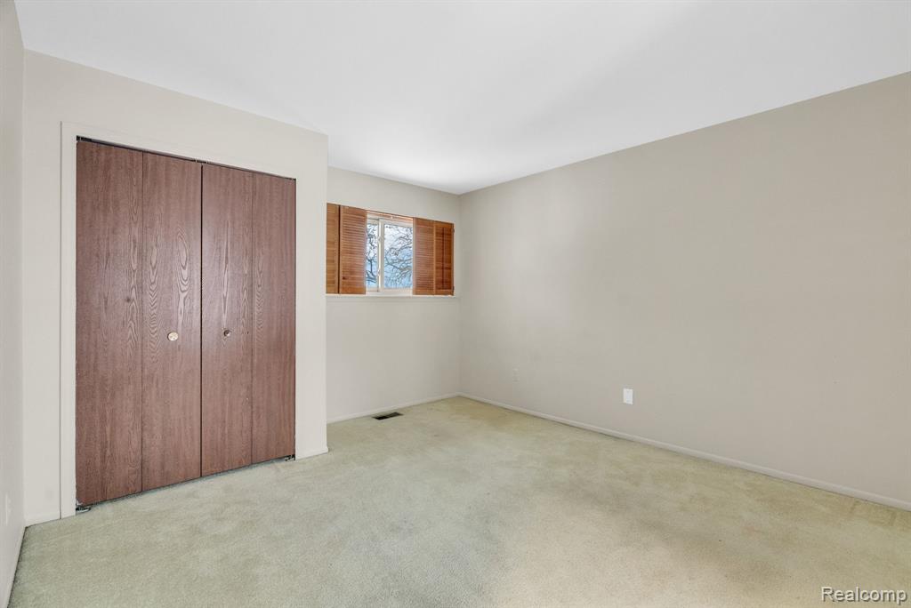 3170 Woods Circle, Detroit, MI 48207 — Photo 21