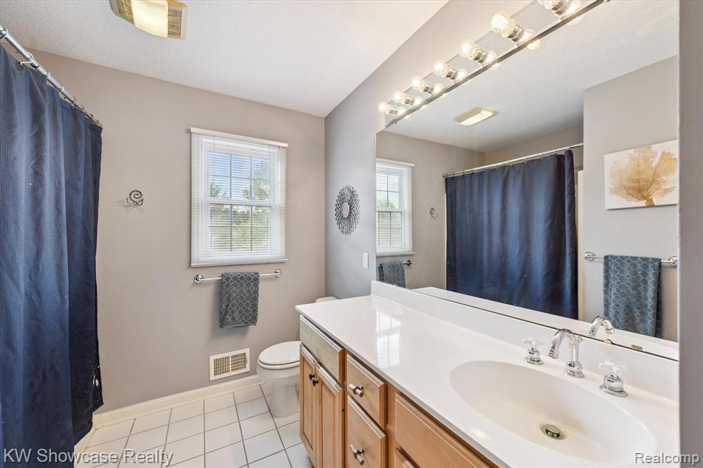 1147 Longview Lane, Saline, MI 48176 — Photo 38