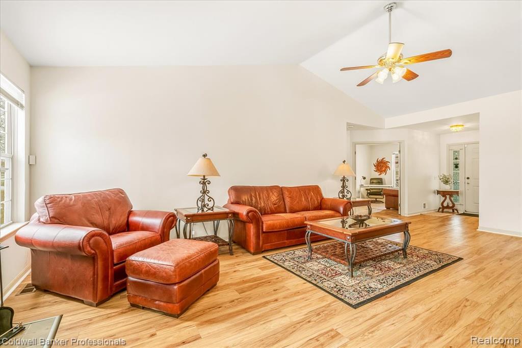 7984 Lake Crest Drive, Ypsilanti, MI 48197 — Photo 6