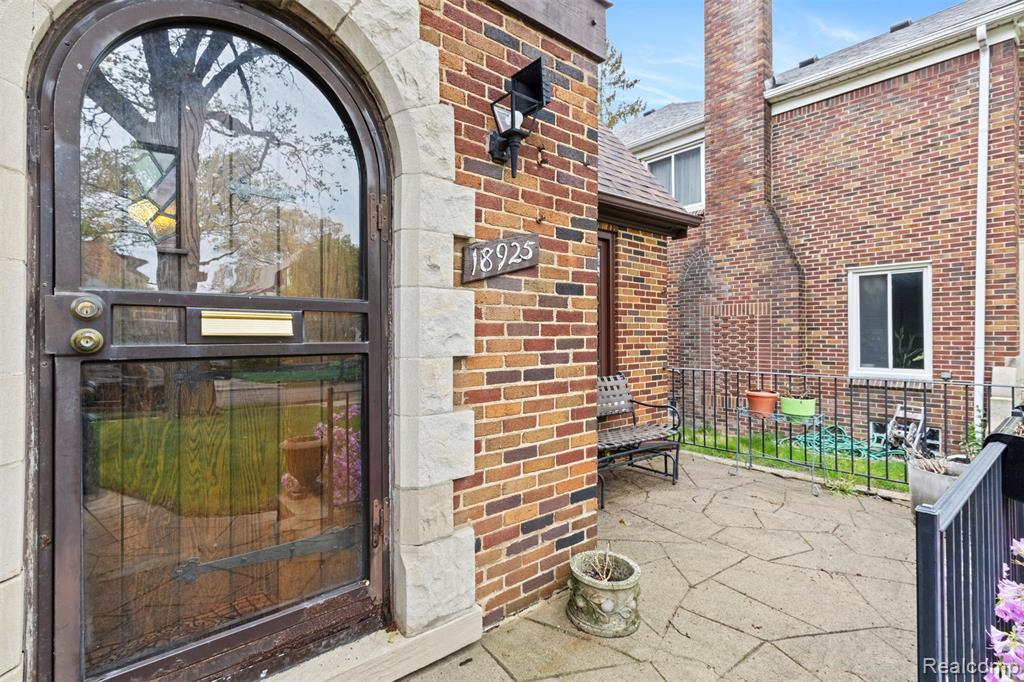 18925 Birchcrest Drive, Detroit, MI 48221 — Photo 7