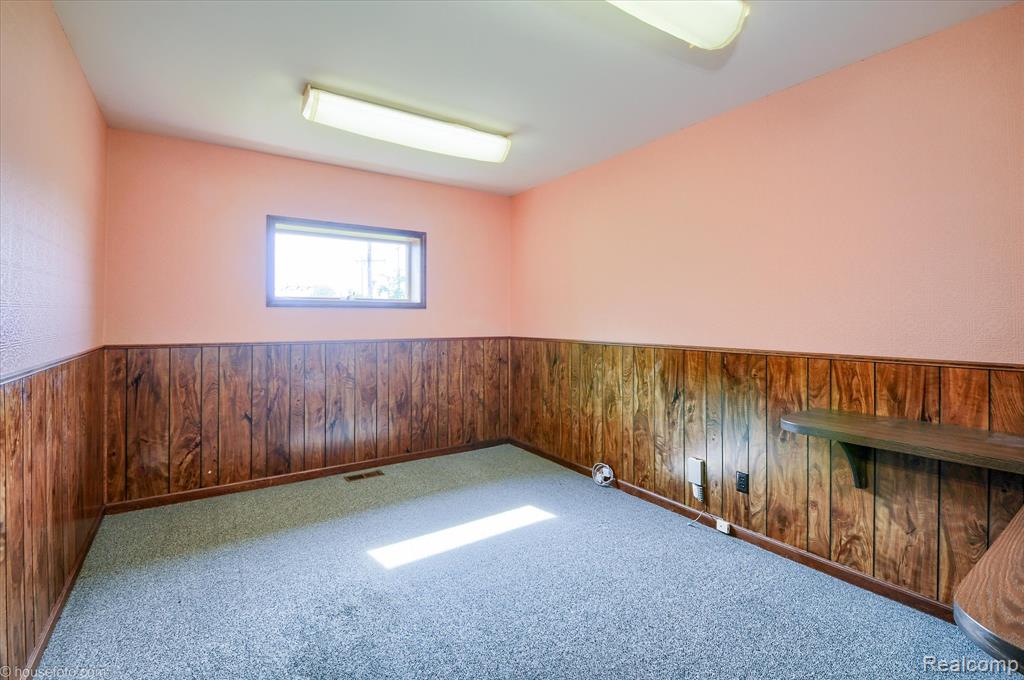 520 Imlay City Road, Lapeer, MI 48446 — Photo 13