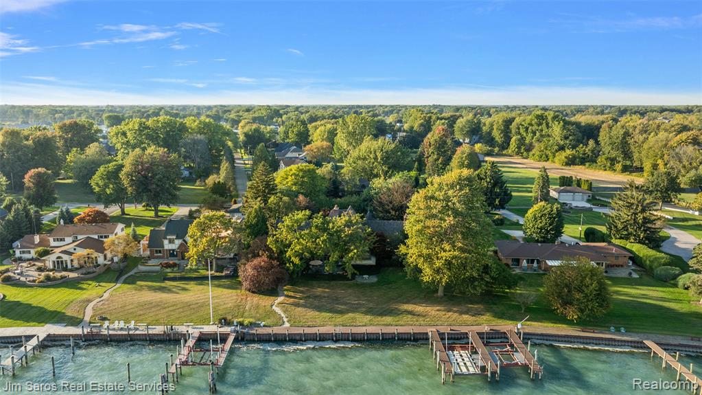 49016 Point Lakeview Street, Chesterfield, MI 48047 — Photo 9