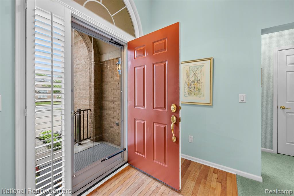 49455 N Glacier Avenue, 43, Northville, MI 48168 — Photo 3
