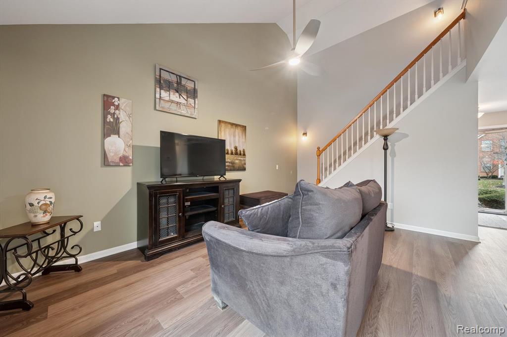 8770 Hardwood Drive, Belleville, MI 48111 — Photo 8