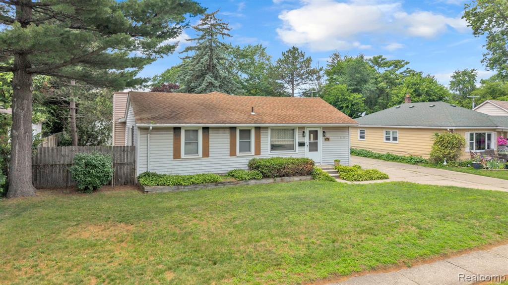 5693 Colonial Street, Dearborn Heights, MI 48127 — Photo 5