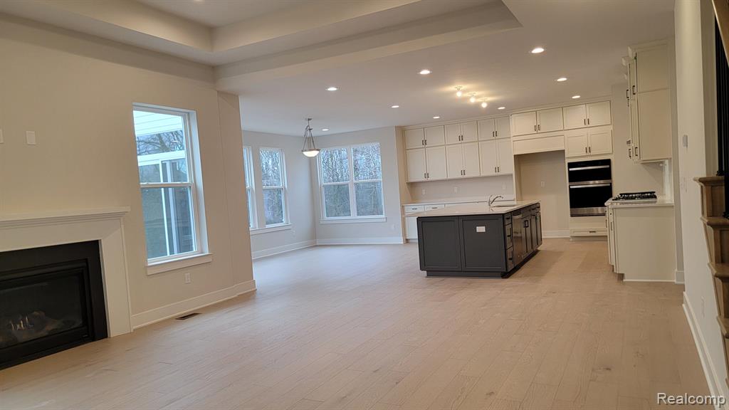 58268 INTERNATIONAL Drive, South Lyon, MI 48178 — Photo 28