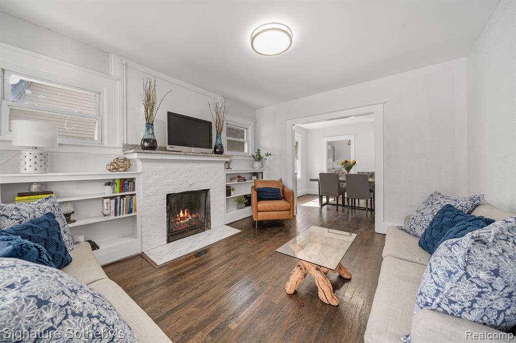 614 S PLEASANT Street, Royal Oak, MI 48067 — Photo 3