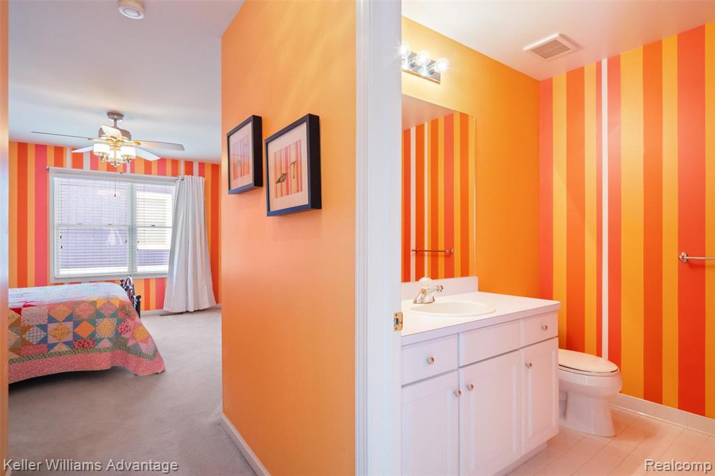 2850 Santia Drive, Troy, MI, 48085