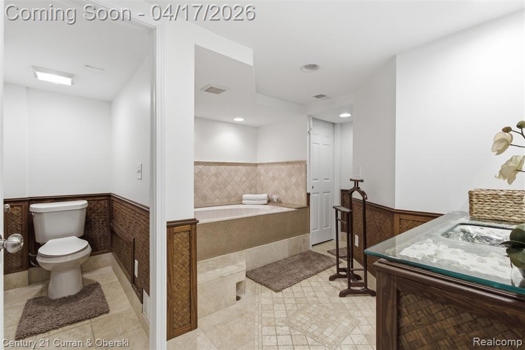 2729 Thomas Avenue, Berkley, MI 48072 — Photo 17
