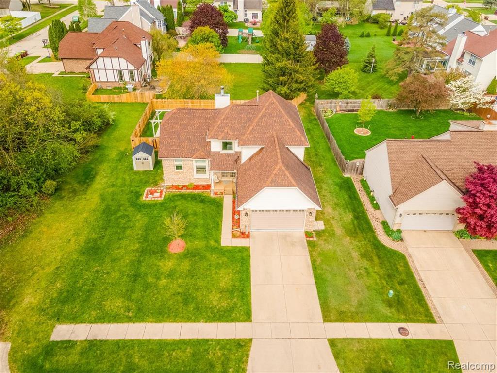 454 BREAKWATER, Belleville, MI 48111 — Photo 40