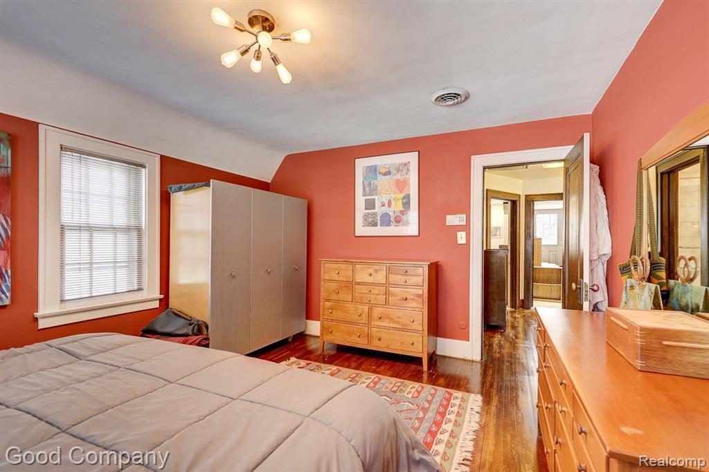 19 Oakdale Boulevard, Pleasant Ridge, MI — Photo 45