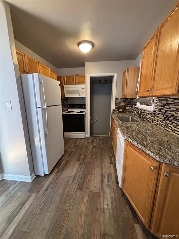 19381 KENOSHA Street, Harper Woods, MI 48225 — Photo 4