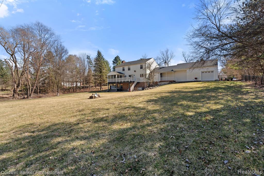 6253 7 MILE Road, South Lyon, MI 48178 — Photo 53