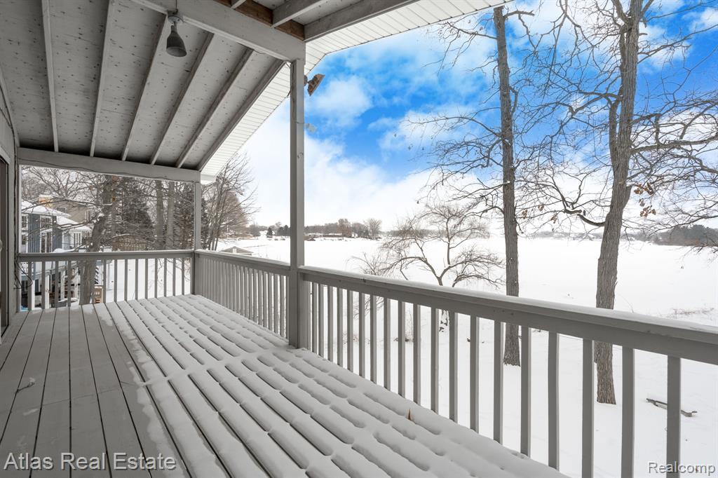 10128 Dar Lane, Goodrich Vlg, MI — Photo 12