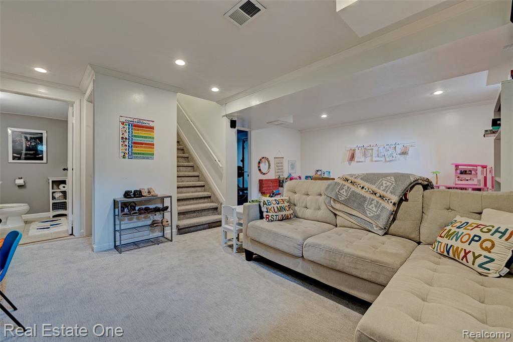 6360 Woodcrest Ridge, Clarkston, MI — Photo 42