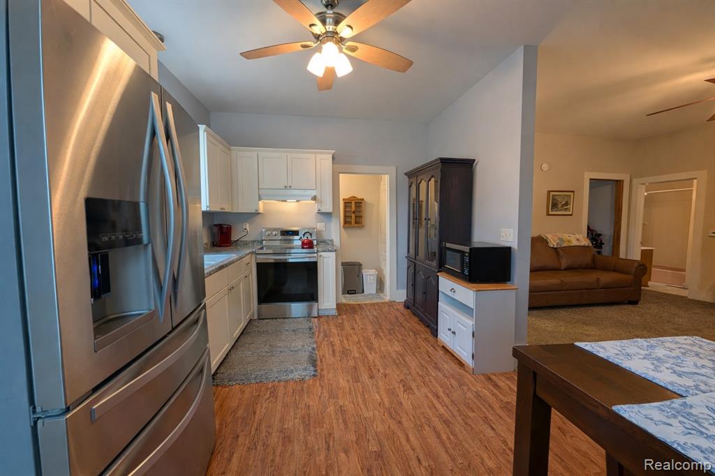 201 S Almer Street, Caro, MI 48723 — Photo 21