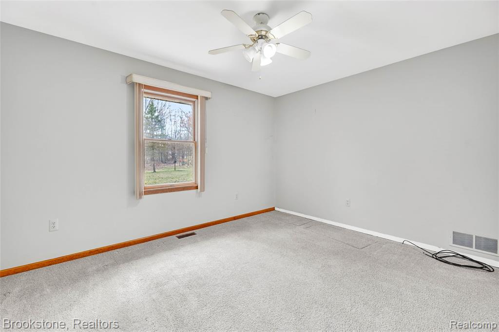 42645 Riggs Road, Van Buren, MI 48111 — Photo 21