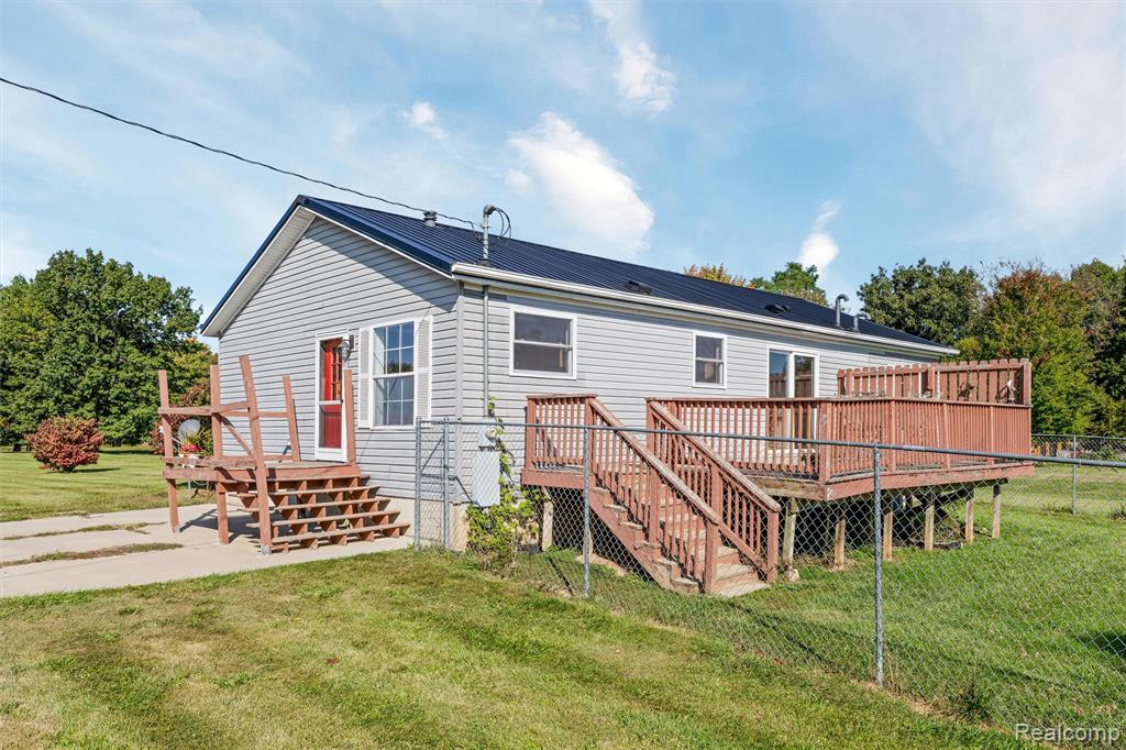 12559 Barnes Road, Byron, MI 48418 — Photo 21
